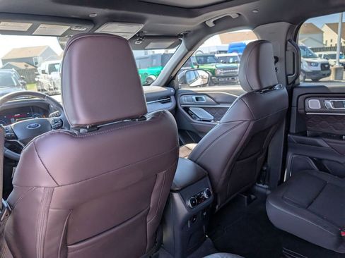 New 2026 Ford Explorer Platinum w/ LUX Leather Package AWD/4WD image 46