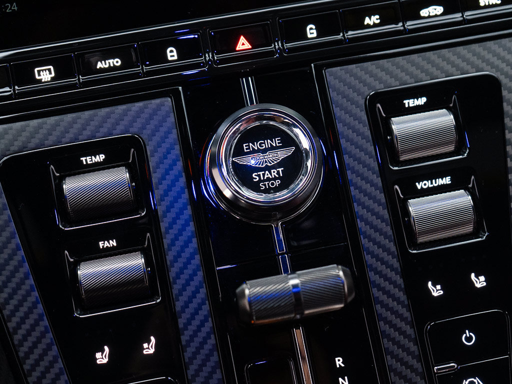 Used 2025 Aston Martin DB12 Convertible RWD image 37