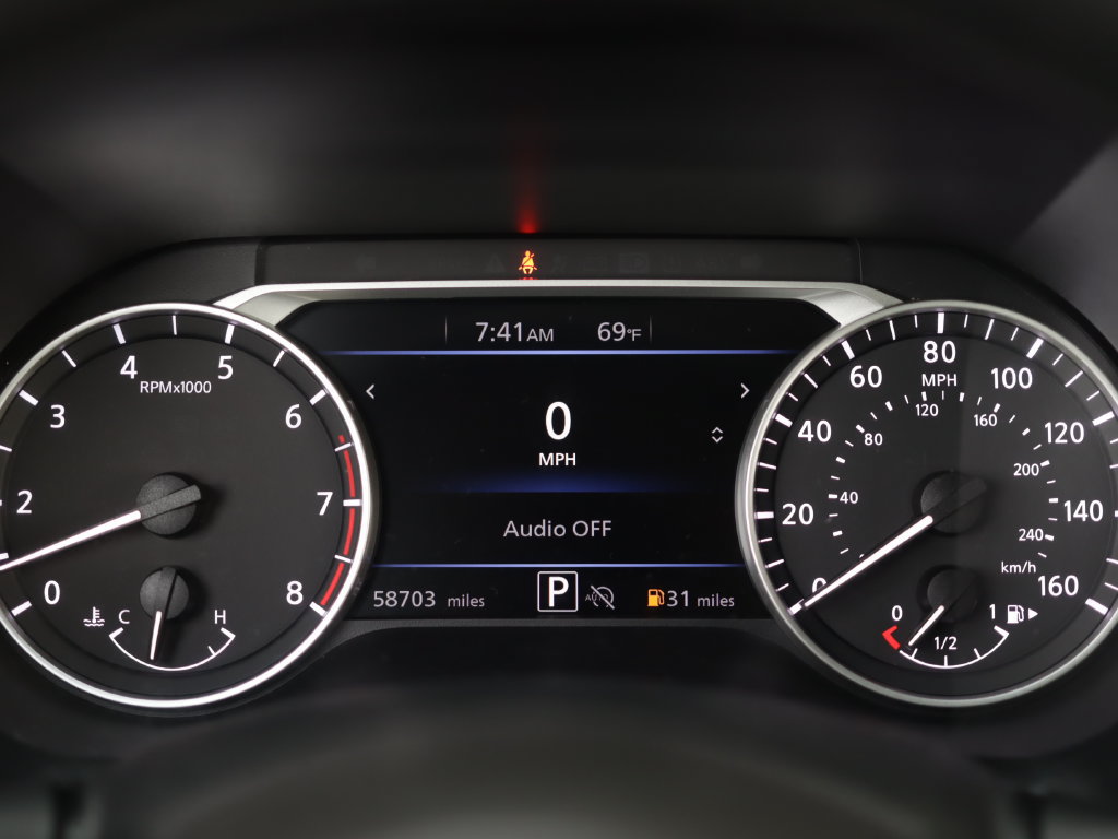 Used 2024 Nissan Sentra SV FWD image 11