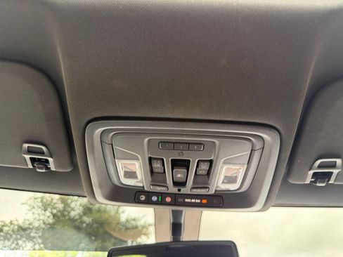 Used 2022 Chevrolet Silverado 2500 High Country AWD/4WD image 22