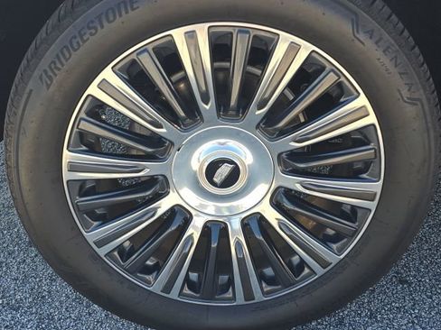 Used 2021 Cadillac Escalade Premium Luxury w/ Driver Assist Tech Package AWD/4WD image 9