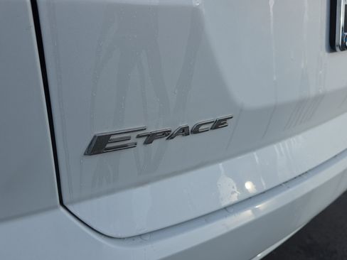 Used 2020 Jaguar E-PACE R-Dynamic HSE image 5