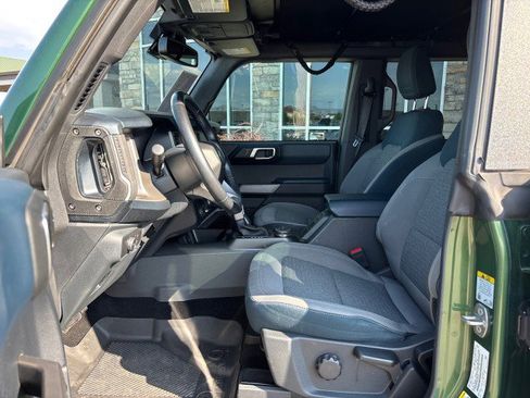 Used 2022 Ford Bronco Outer Banks image 9