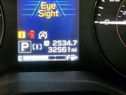 Used 2020 Subaru Crosstrek 2.0i Premium w/ Moonroof Package 2 AWD/4WD image 26