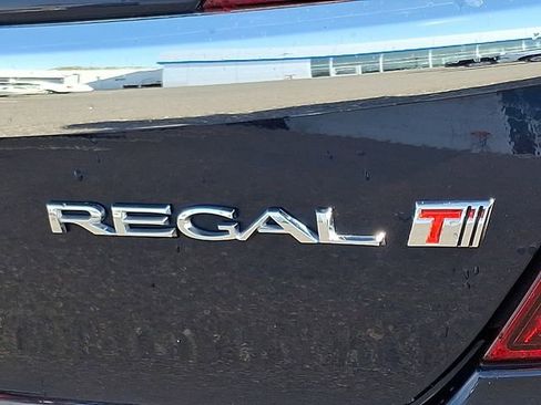 Used 2015 Buick Regal FWD image 30