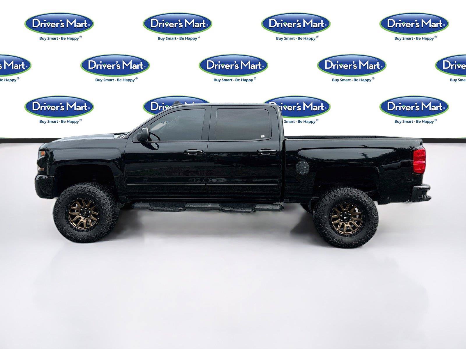 Used 2018 Chevrolet Silverado 1500 LT w/ All Star Edition AWD/4WD image 4