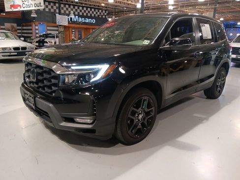 Used 2023 Honda Passport EX-L image 4