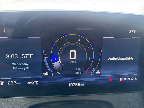 Used 2025 Chevrolet Traverse LT w/ Sun and Wheel Package image 15