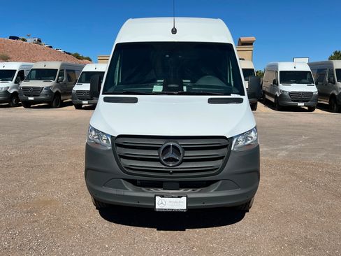 New 2026 Mercedes-Benz Sprinter 2500 image 8