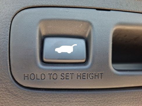 Used 2024 Honda CR-V EX-L image 29