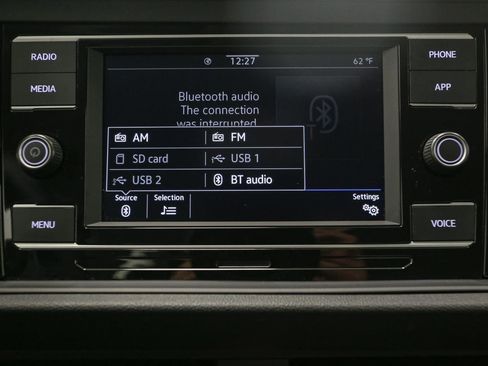 Used 2022 Volkswagen Jetta S image 29