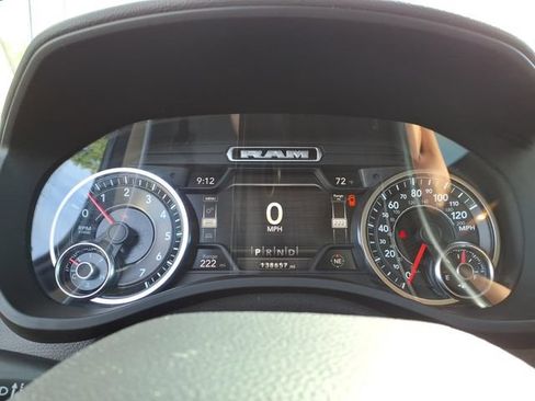 Used 2020 RAM 1500 Big Horn AWD/4WD image 17