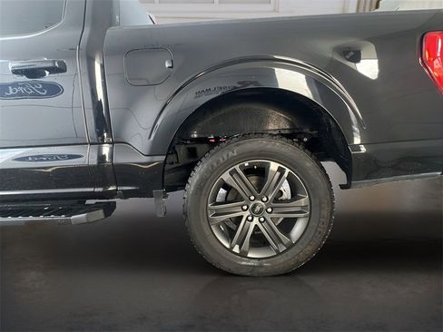 Used 2021 Ford F150 Lariat w/ Equipment Group 502A High image 8