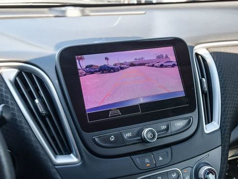 Used 2023 Chevrolet Malibu LT FWD image 22
