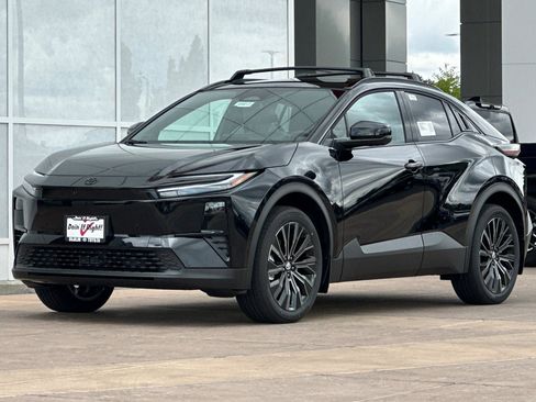 New 2026 Toyota C-HR AWD/4WD image 8