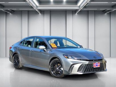 Used 2025 Toyota Camry SE