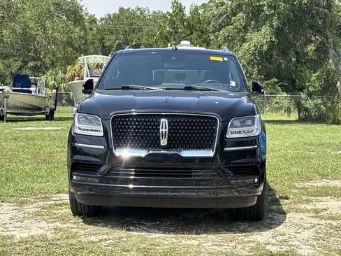 Used 2021 Lincoln Navigator L Reserve AWD/4WD image 3