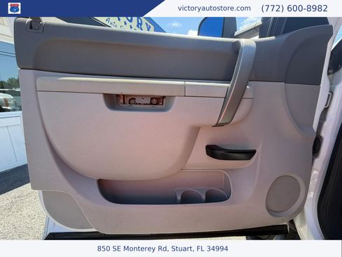 Used 2013 Chevrolet Silverado 2500 W/T AWD/4WD image 12