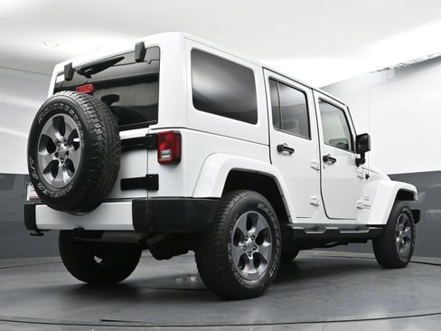 Used 2016 Jeep Wrangler Unlimited Sahara w/ Trailer Tow Group image 24