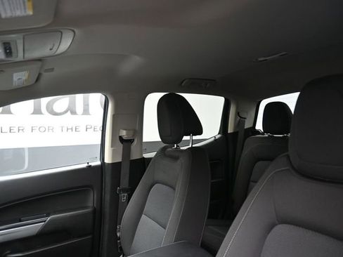 Used 2019 Chevrolet Colorado LT w/ LT Convenience Package image 17