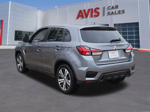 Used 2025 Mitsubishi Outlander Sport SE image 3