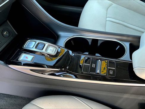 Used 2023 Hyundai Sonata SEL image 18