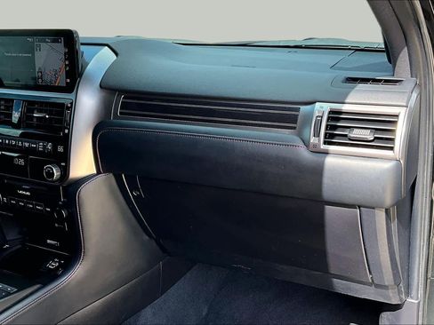 Used 2023 Lexus GX 460 Premium w/ Premium Package AWD/4WD image 19