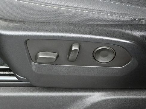 Used 2022 GMC Sierra 1500 Elevation image 12