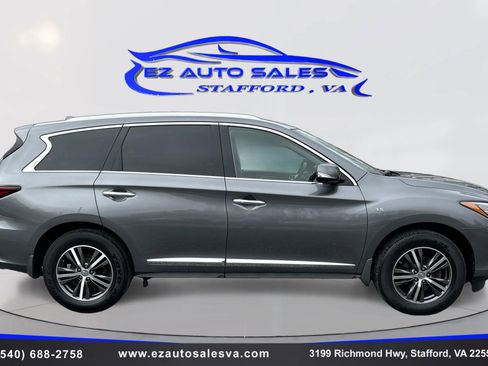 Used 2019 INFINITI QX60 Luxe w/ Essential Package image 4