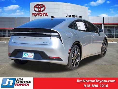 New 2026 Toyota Prius Plug-In Hybrid image 3