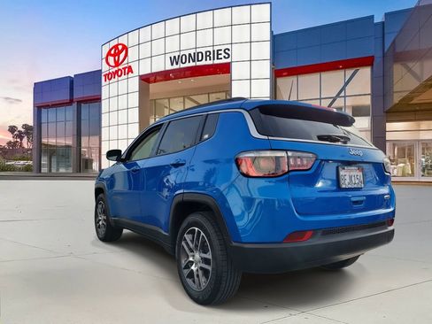 Used 2018 Jeep Compass Latitude image 3