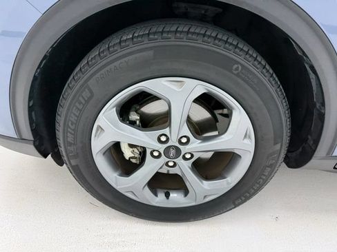 Used 2025 Ford Escape ST-Line w/ Tech Pack #1 FWD image 6