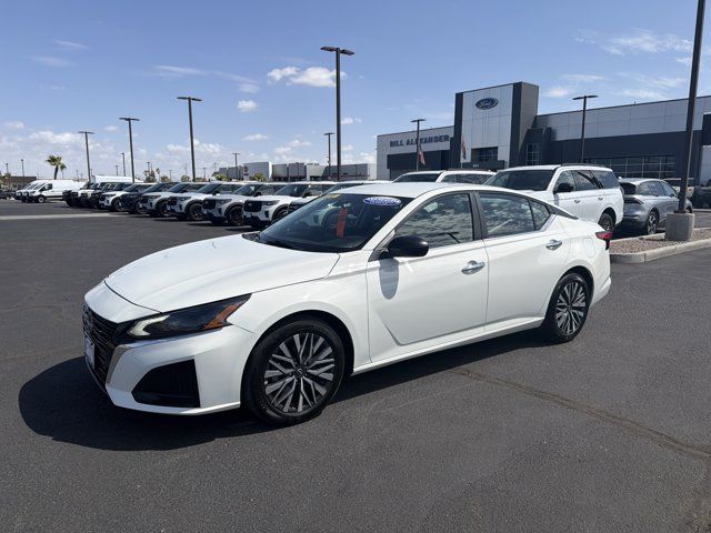 Used 2025 Nissan Altima 2.5 SV FWD image 1