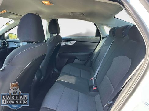 Used 2022 Kia Forte LXS FWD image 13