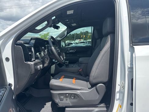 New 2026 GMC Sierra 1500 AT4 w/ AT4 Premium Package AWD/4WD image 15