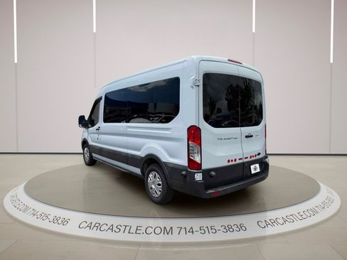 Used 2017 Ford Transit 350 XLT RWD image 5