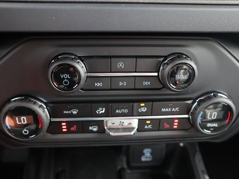 New 2025 Ford Bronco Big Bend image 8