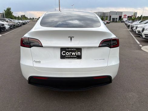 Used 2025 Tesla Model Y Long Range AWD/4WD image 5