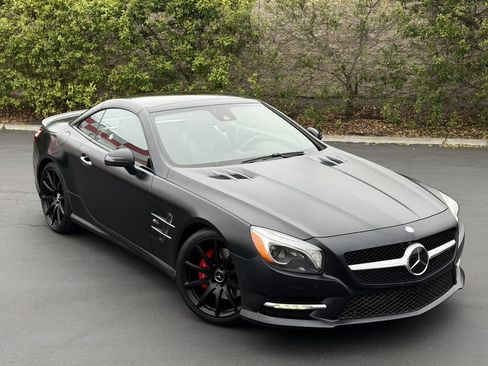 Used 2016 Mercedes-Benz SL 550 image 4
