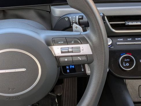 Used 2025 Hyundai Sonata SEL FWD image 18