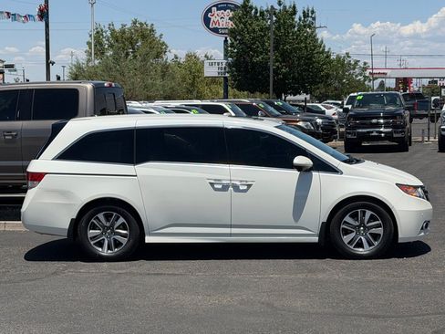 Used 2016 Honda Odyssey Touring Elite image 51