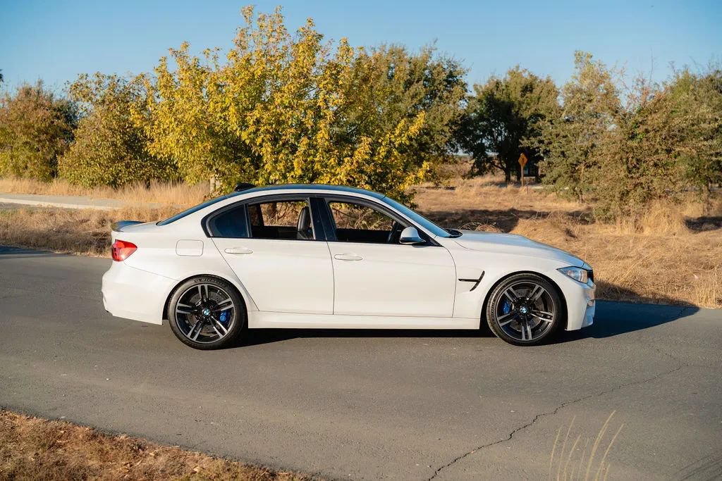 Used 2016 BMW M3 RWD image 45