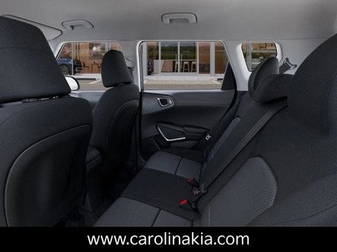 New 2025 Kia Soul LX image 18
