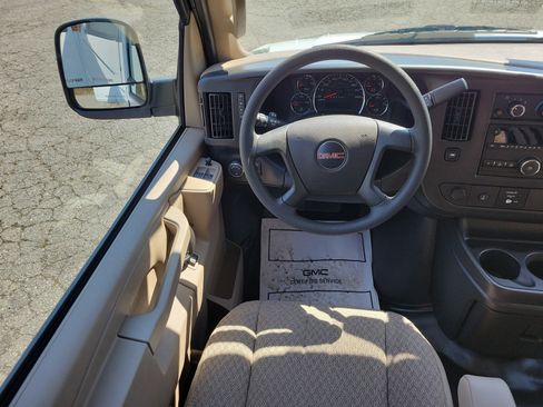 New 2026 GMC Savana 3500 Extended RWD image 19