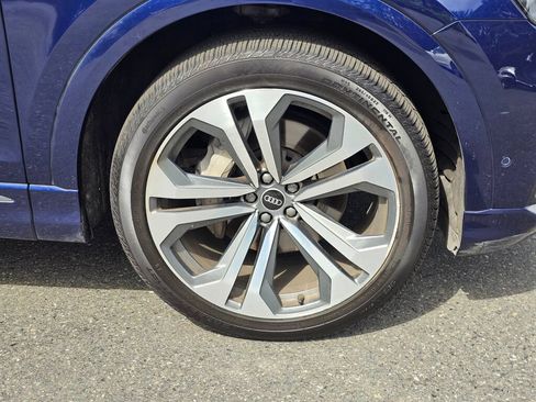 Used 2021 Audi Q8 Prestige AWD/4WD image 9