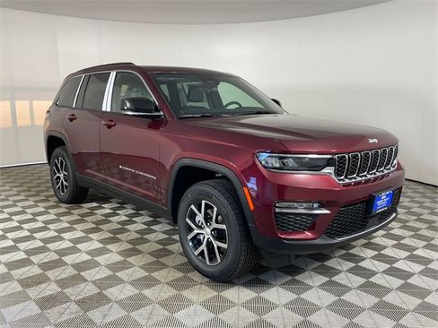 New 2025 Jeep Grand Cherokee Limited image 7