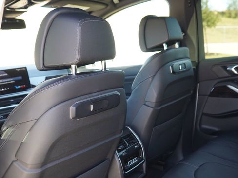 Used 2025 BMW X5 xDrive50e image 25