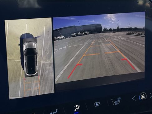 New 2026 Chevrolet Blazer EV LT image 17