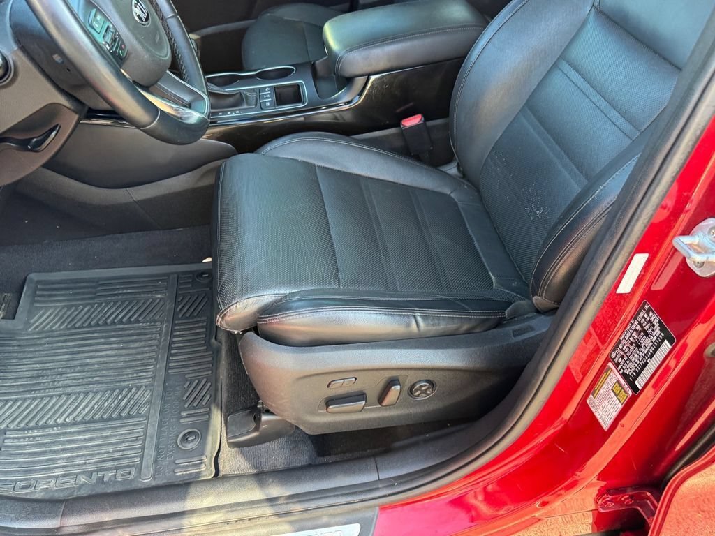 Used 2016 Kia Sorento SX AWD/4WD image 6
