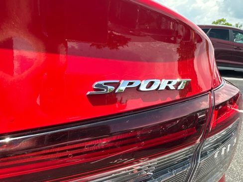 Used 2025 Honda Civic Sport image 4
